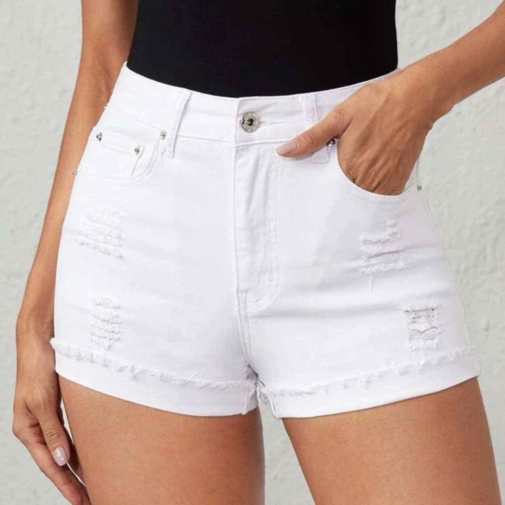 Short white shorts